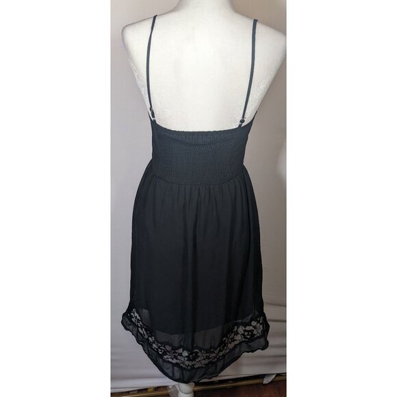 Six Degrees Of Separation Gothic Summer Dress With Lace Accents - Picture 7 of 7